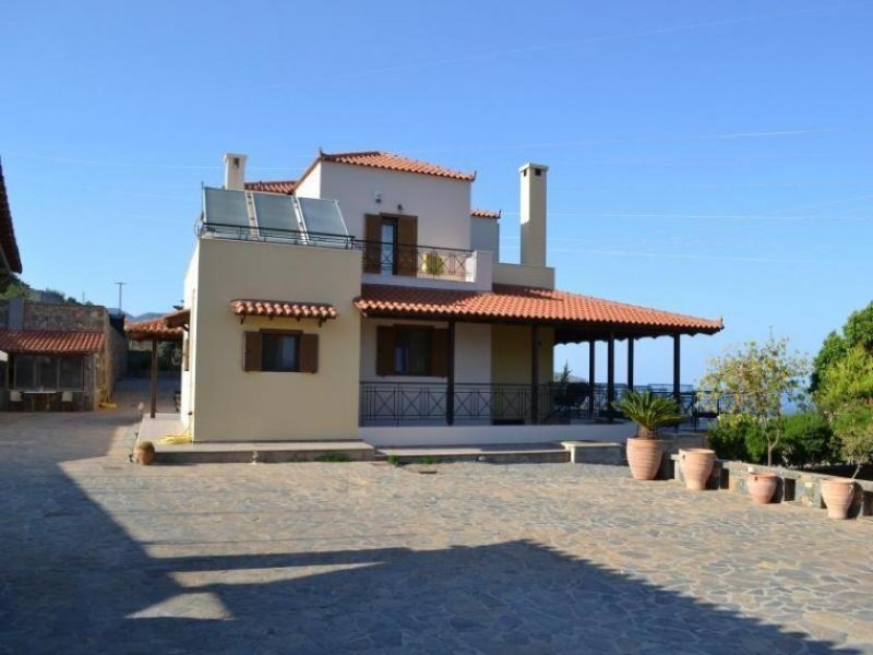 Agios Nikolaos Kreta, Agios Nikolaos: Exklusive Immobilie zu verkaufen. Luxuriöse Villa mit fünf Schlafzimmern Haus kaufen